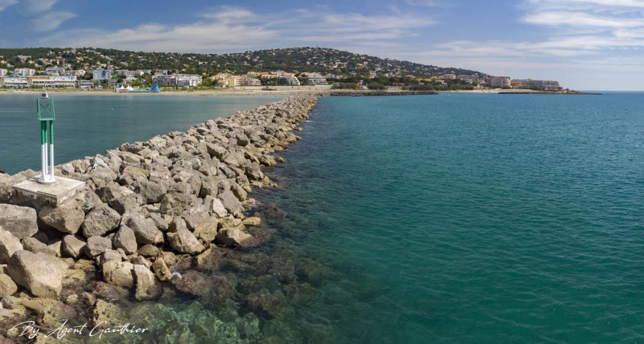 Sète Charmant 2 Pieces Les Pieds Dans L'Eau מראה חיצוני תמונה